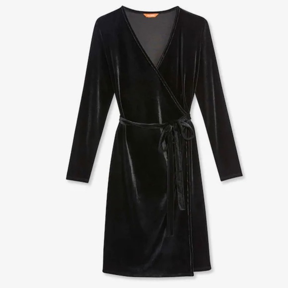 🆕 NWT Small - Black Velvet Wrap Dress - Picture 4 of 4